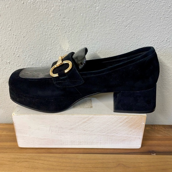 Jeffrey Campbell Suede Block Heel Loafers Gold Horsebit Hardware Size 9 Timeless - Picture 2 of 10